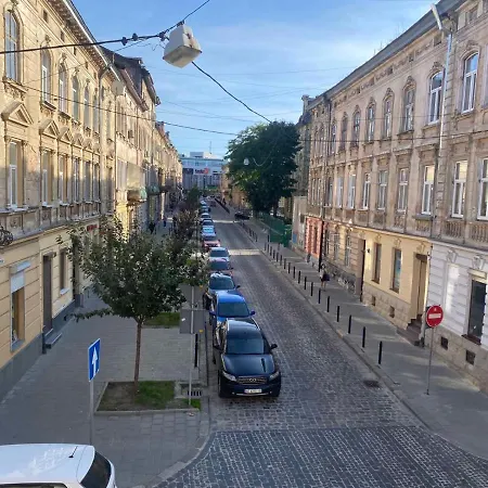 On Balabana Street Apartmán *